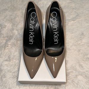 LN Calvin Klein Stiletto Shoes